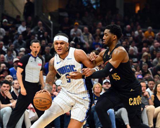 S赛直播页面-状元班凯罗第三年再蜕变？当全能前锋看齐塔图姆