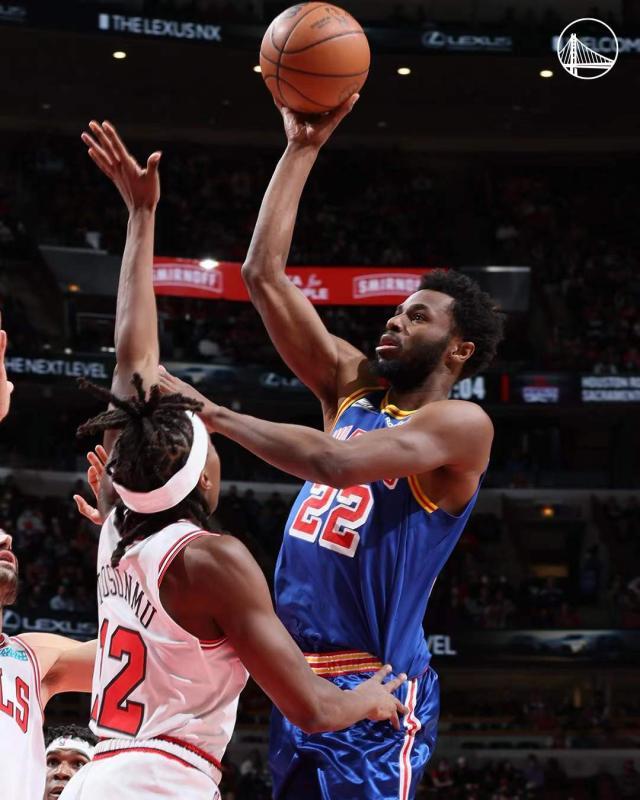 官网入口-勇士大胜公牛止颓 可是球迷等的华彩远未到来