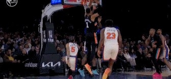 官方赛事-摧枯拉朽！文班点飞防守直杀内线 起飞滑翔力压阿努诺比暴力隔扣