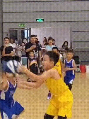 世界赛赛程-库里全网寻人！当我们模仿库里 究竟应该学习什么？